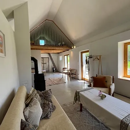 Bazalt Tigris Vendeghaz Ferienhaus